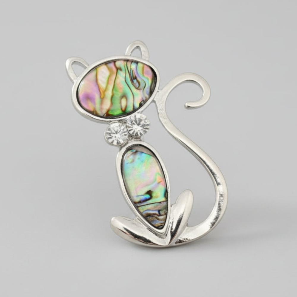 {{product_title}} brooch pin, vintage animal brooch, statement brooch jewelry, unique gift for animal lovers, enamel pin accessory, collectible brooch Boho Sunday