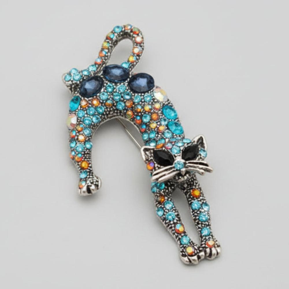 {{product_title}} brooch pin, vintage animal brooch, statement brooch jewelry, unique gift for animal lovers, enamel pin accessory, collectible brooch Boho Sunday