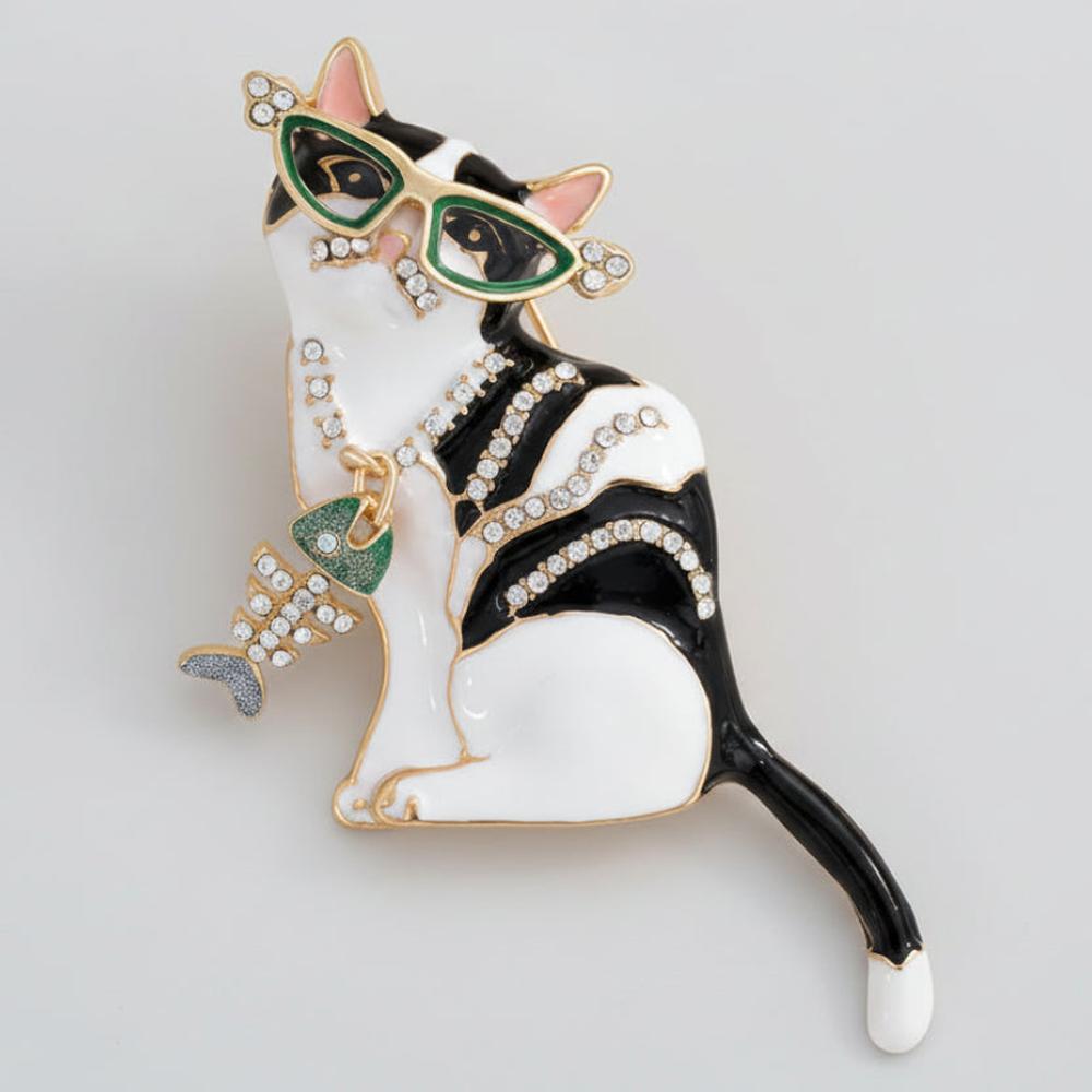 {{product_title}} brooch pin, vintage animal brooch, statement brooch jewelry, unique gift for animal lovers, enamel pin accessory, collectible brooch Boho Sunday